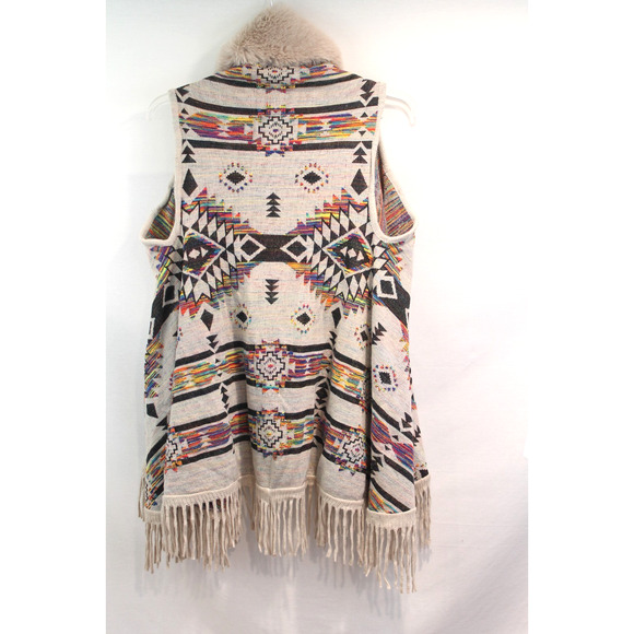On Blue Sweater Vest Faux and Fringe Trim Accent Womens size S/M Beige Aztec - Picture 5 of 8